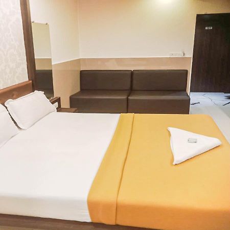 Gurukripa Nx Lodging By Wb Inn 탄 외부 사진